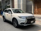 Mitsubishi Outlander ` 2016