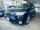 Mitsubishi Outlander 5seat 2015