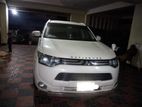 Mitsubishi Outlander 7 set 2014