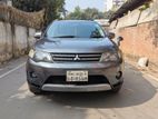 Mitsubishi Outlander Rock Ford & Sun Roof 2011