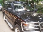 Mitsubishi Pajero . 2001