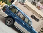 Mitsubishi Pajero . 1995