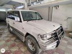 Mitsubishi Pajero 1998