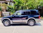 Mitsubishi Pajero . 2003