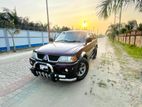 Mitsubishi Pajero এলপিজি sunroof Auto 2006