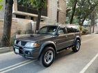 Mitsubishi Pajero Octane 2004