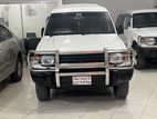 Mitsubishi Pajero Progoti 1999