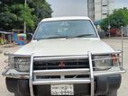 Mitsubishi Pajero Progoti 2002