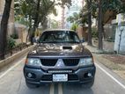 Mitsubishi Pajero Snuroof 2004