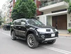 Mitsubishi Pajero Sport 7 Seat 4WD 2013