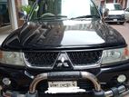 Mitsubishi Pajero sports 2005