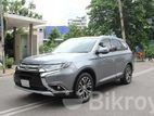 Mitsubishi Pajero . 2020