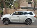 Mitsubishi Pajero sports 7 seat 2014