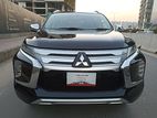 Mitsubishi Pajero sports Hard Jeep 2020