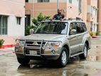 Mitsubishi Pajero Sunroof 2002