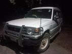 Mitsubishi Pajero SUV 2005