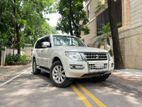 Mitsubishi Pajero V-93 2011