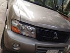 Mitsubishi Pajero v6 2005