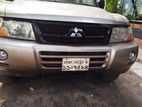 Mitsubishi Pajero v6 2005