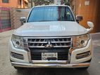 Mitsubishi Pajero V6 SUV 2009