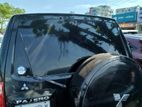 Mitsubishi Pajero v7 1st hand 2004