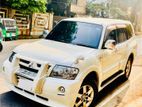 Mitsubishi Pajero V73 JDM VERSION 2005