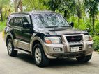 Mitsubishi Pajero V73 WITH SUNROOF 2002