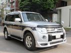 Mitsubishi Pajero V93 Rock Four Sound 2006