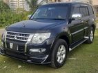 Mitsubishi Pajero V93.GLS.WITH.SUNROOF 2008