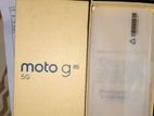 Motorola 8/128 5G phone (Used)