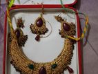 নেকলেস