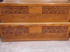 NEW BED CANADIAN OAK VENEER. M # 5739