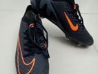 new nike unused football boots