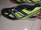 new sports shoes/mate shoes