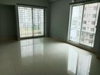 nice 3 Bed room apt available in banani