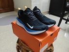 NIKE INFINITY RUN 4