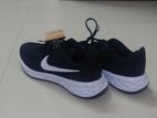 Nike Revolution 6 (original