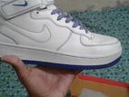 Nike shoes (100% good condition)