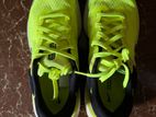 Nike zoomx invincible run flyknit volt