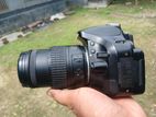 Nikon D5200 with kit and zoom lence