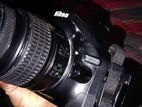 Nikon D5200 with kit lance