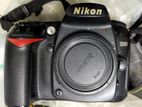 Nikon D90 with Battery And Charger
