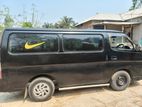Nissan Caravan . 2006