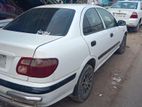 Nissan Sunny 2001