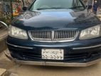 Nissan Sunny 2002