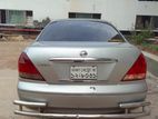 Nissan Sunny . 2009