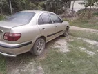 Nissan Sunny . 1998