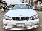 Nissan Sunny Manual 2000 for Sale in Jatrabari | Bikroy