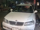 Nissan Sunny white 2002