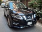 Nissan X-Trail . 2013